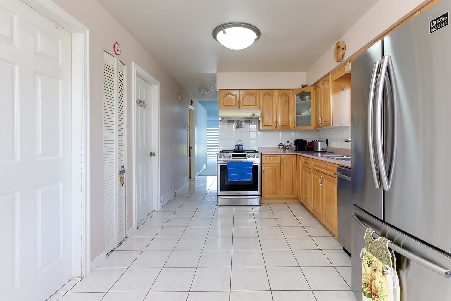Listing Image 14