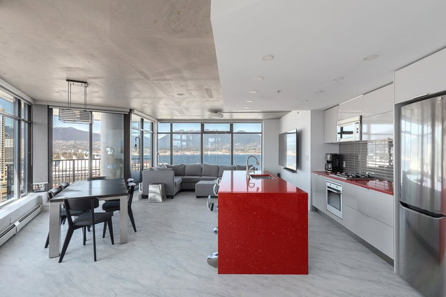 2410 - 128 Cordova Street W