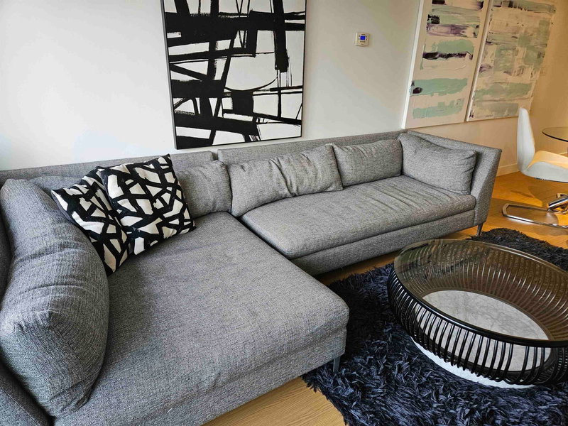 702 - 1325 Rolston Street, Vancouver, V6B 0M2 | Image 2