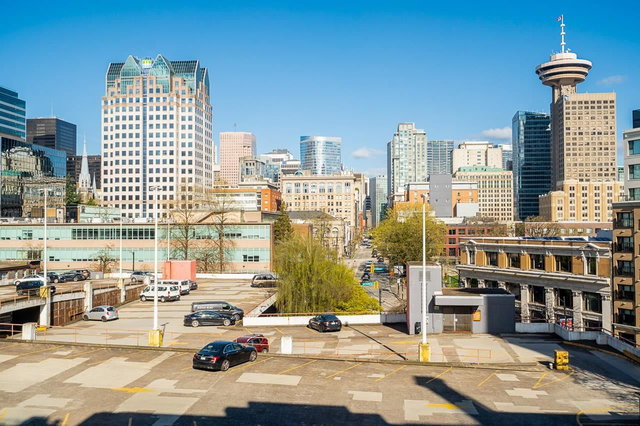 703 - 518 Beatty Street