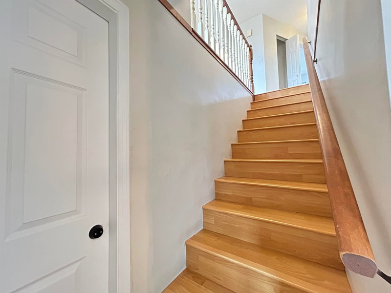 Upper - 4502 Nanaimo Street, Vancouver, V5N 5J4 | Image 3