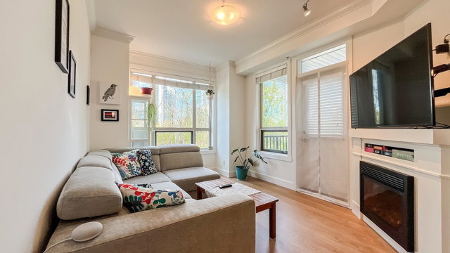 301 - 13897 Fraser Highway