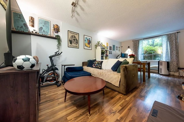 209 - 1345 Comox Street