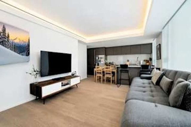 1903 - 1408 Robson Street