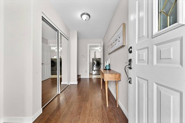 1422 Hockaday Street