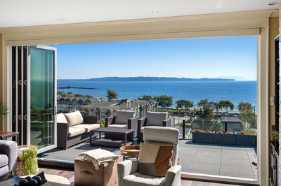 14786 Mcdonald Avenue | White Rock | Image