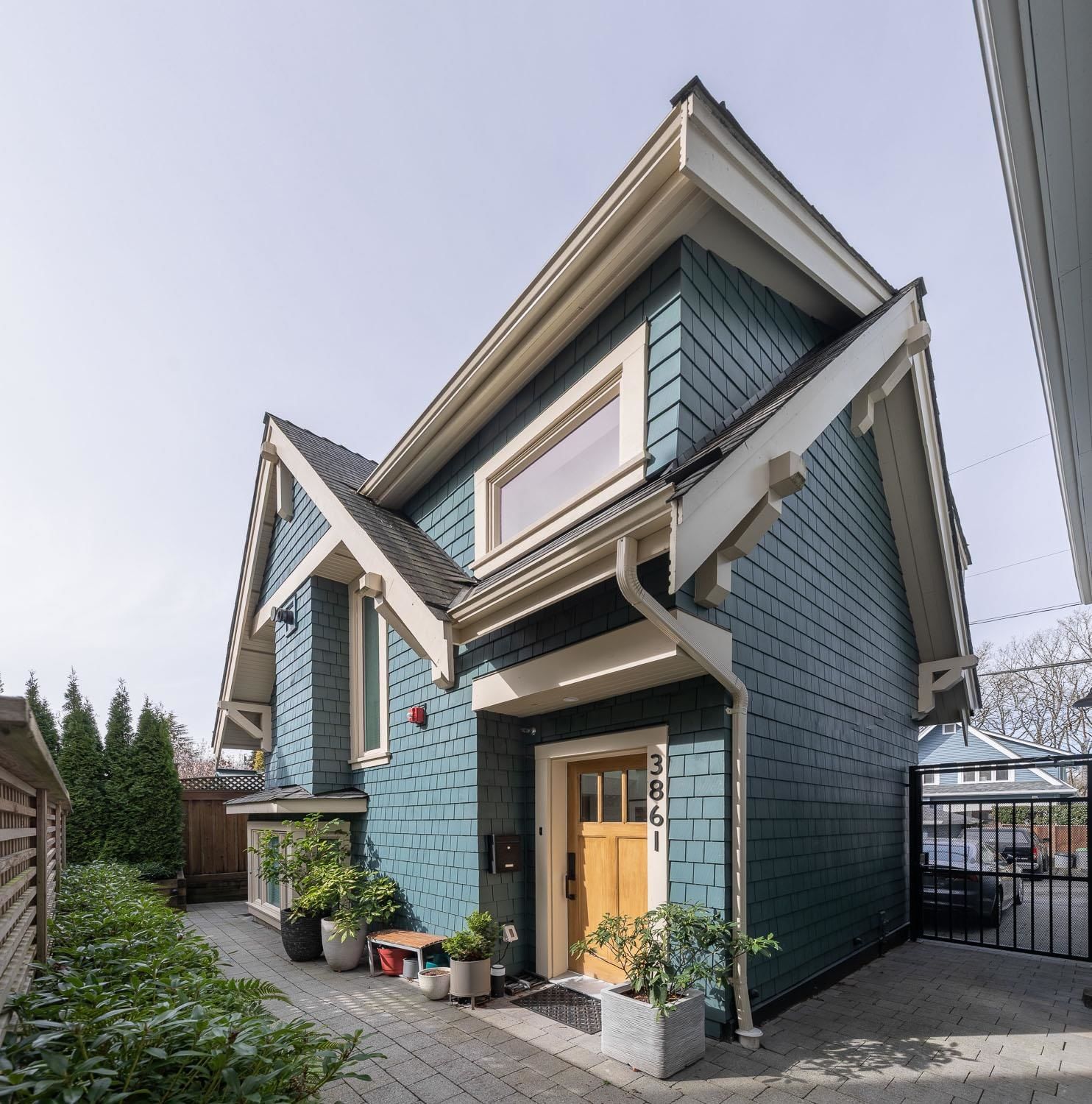 Listing Image 4