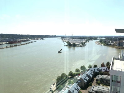 1905 - 908 Quayside Drive