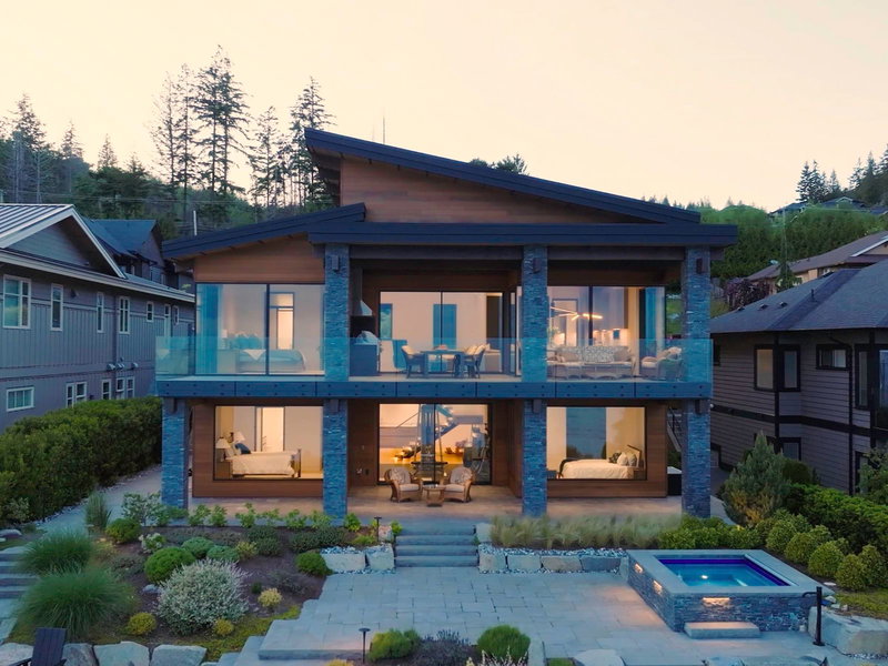 6021 Silverstone Lane, Sechelt, British Columbia