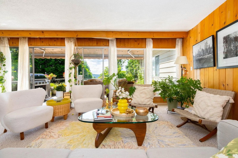 1580 Mathers Avenue, West Vancouver, V7V 2G7 | Image 3