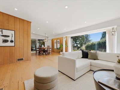 1650 Mathers Avenue | West Vancouver | Image