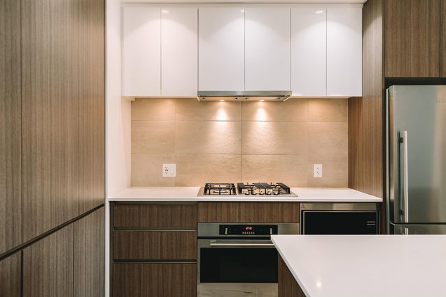 402 - 516 Foster Avenue