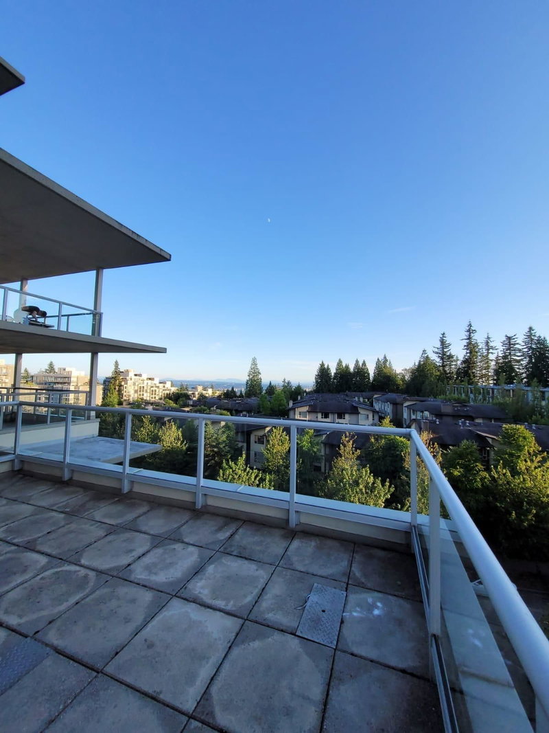 9232 University Crescent #801, Burnaby, British Columbia