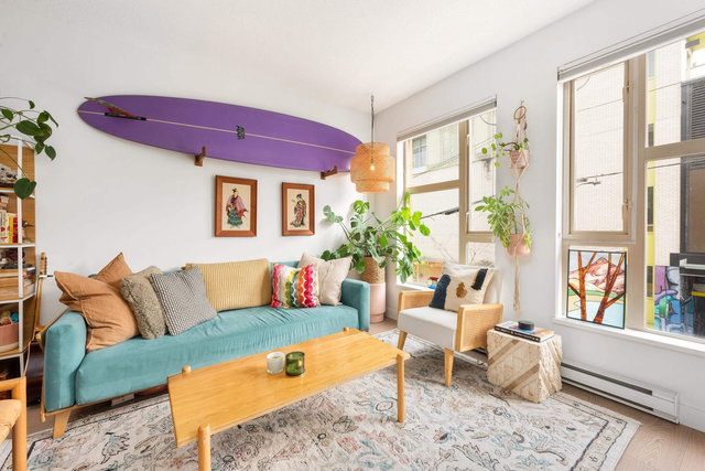 212 - 205 10th Avenue E