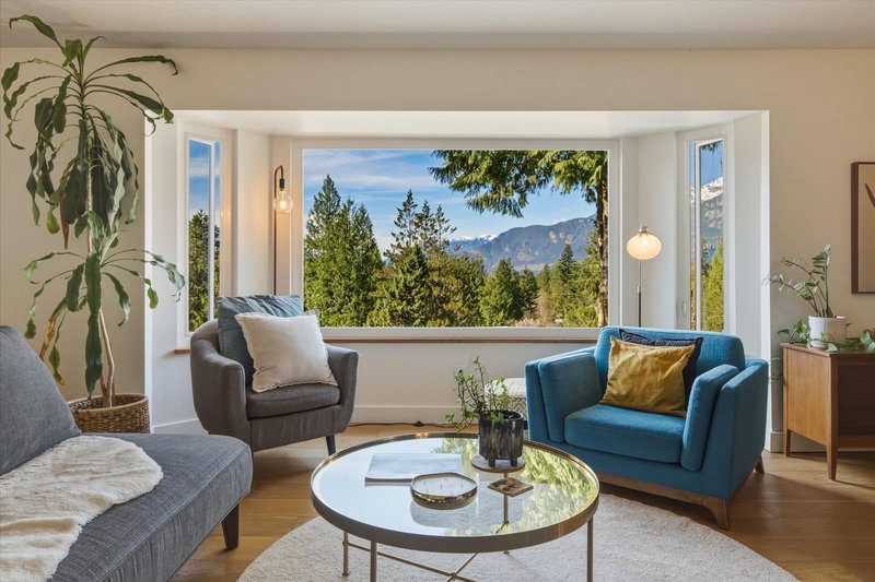 2640 Rhum & Eigg Drive, Squamish, V8B 0G1 | Image 2