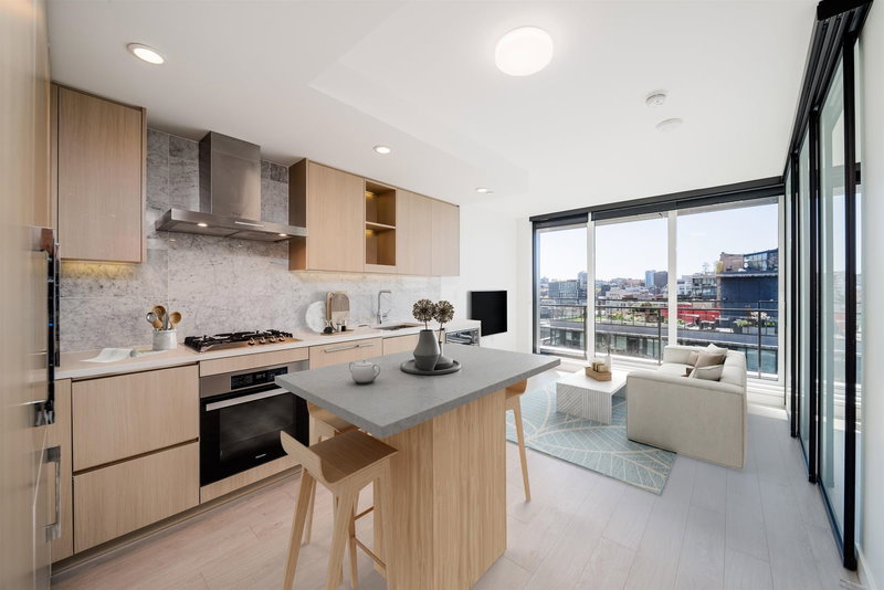 1768 Cook Street #1305, Vancouver, British Columbia