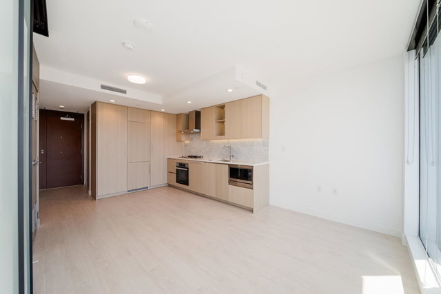 1305 - 1768 Cook Street