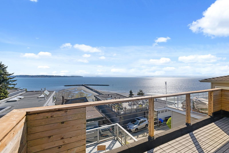 15066 Royal Avenue, White Rock, British Columbia