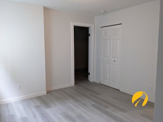 22518 Brickwood Close