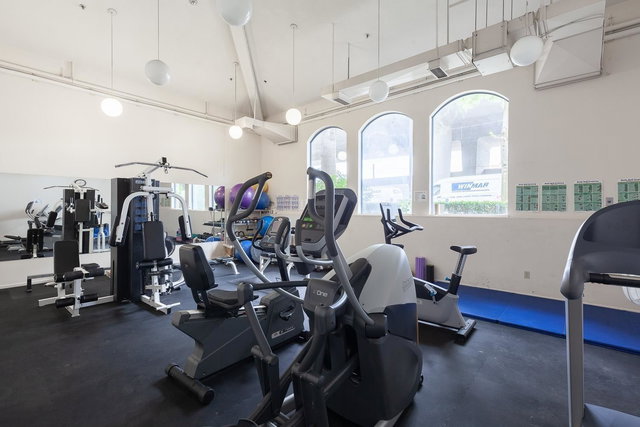 219 - 525 Wheelhouse Square