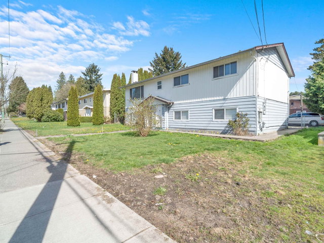 10038 10040 128 Street