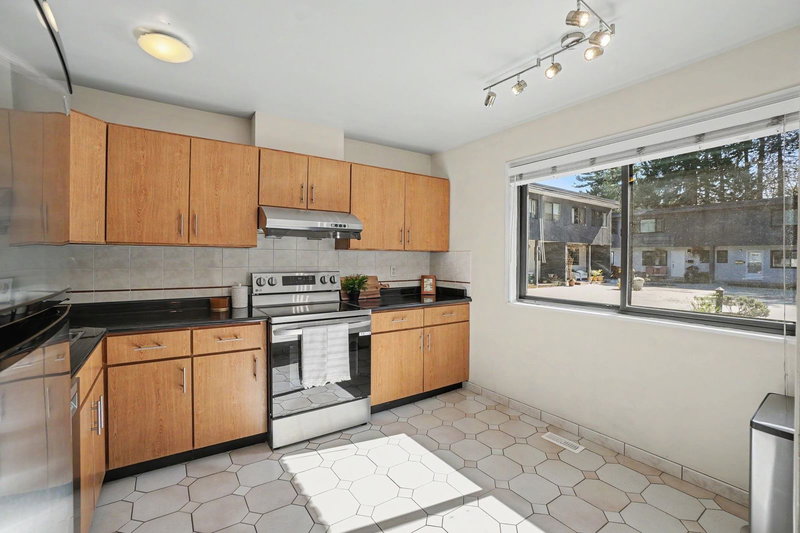 7305 Coronado Drive, Burnaby, V5A 1P9 | Image 3