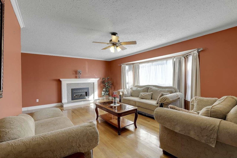 8947 Ursus Crescent, Surrey, V3V 6L3 | Image 2