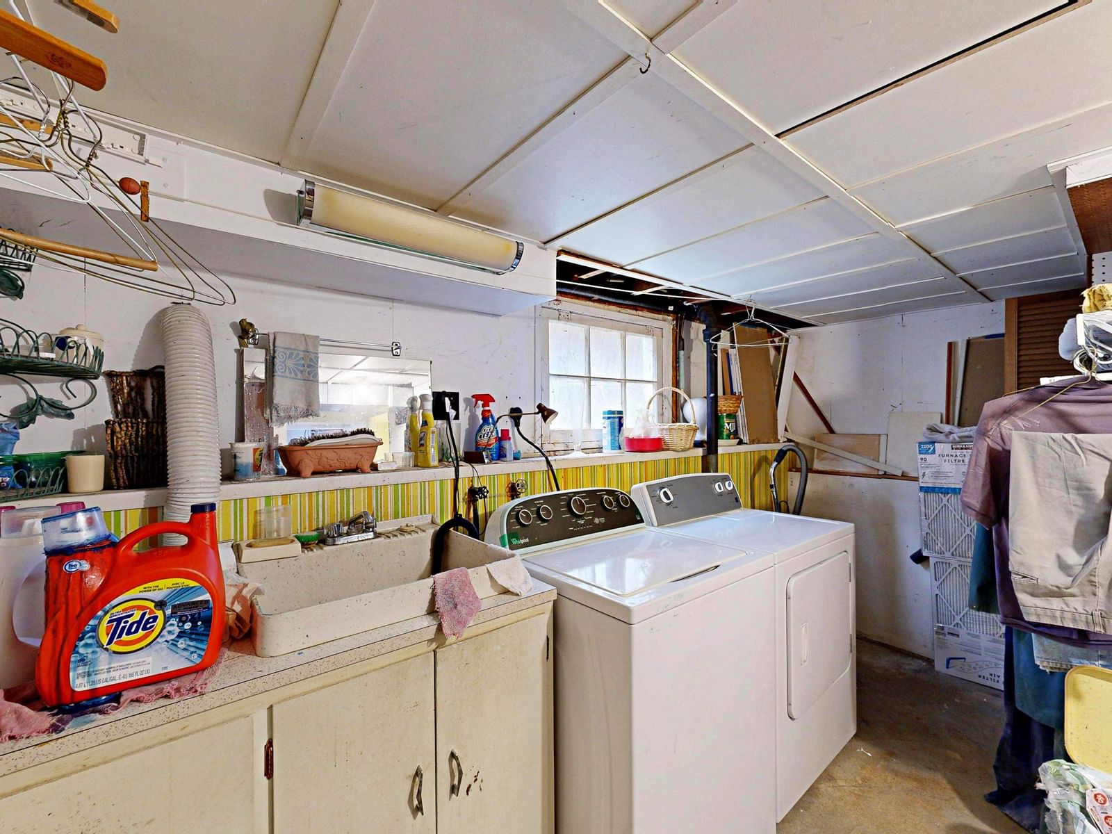 Listing Image 14