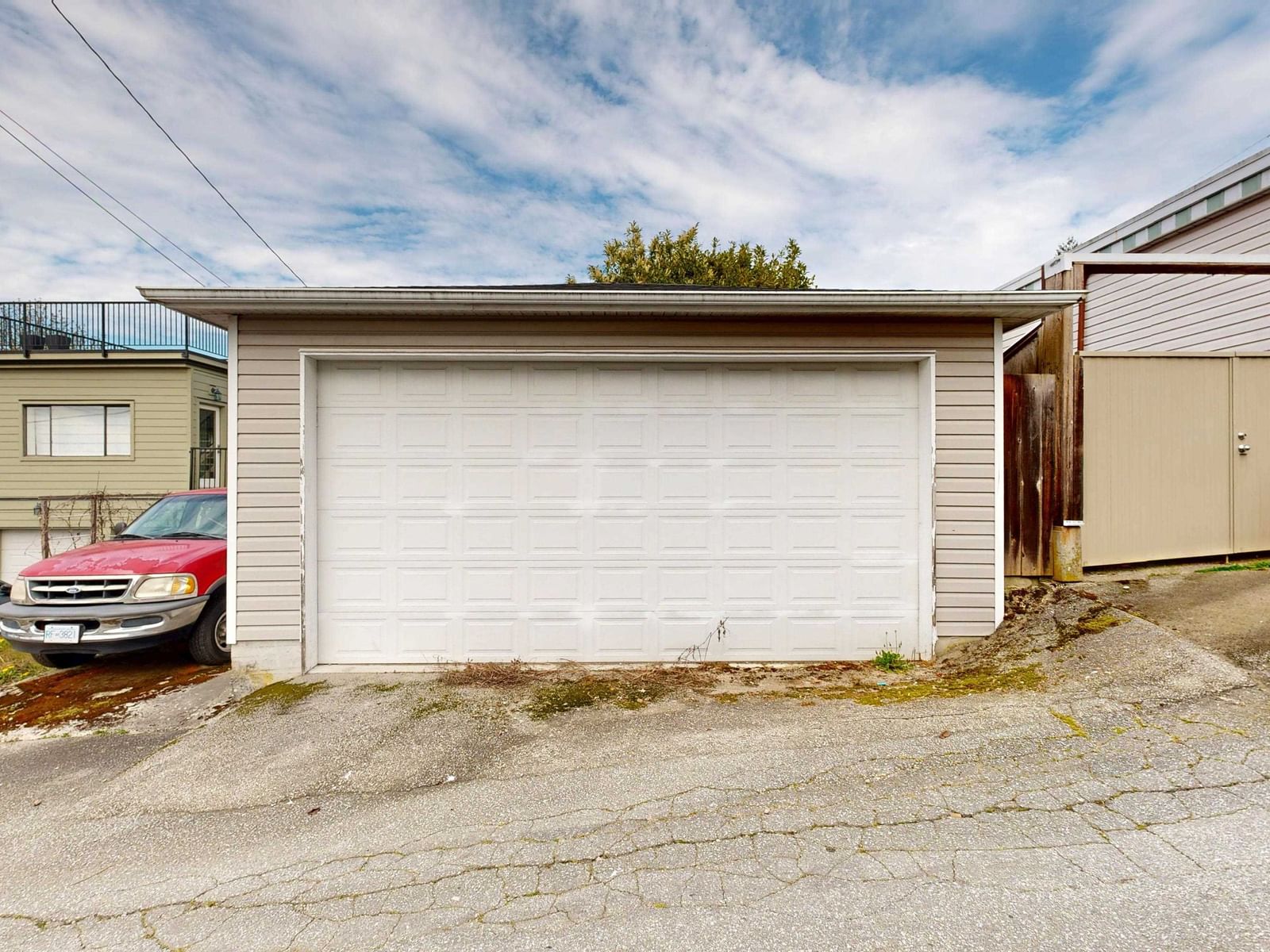 Listing Image 19