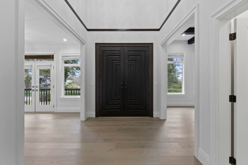 13101 14th Avenue, Surrey, V4A 1G6 | Image 3