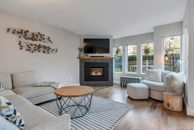 102 - 245 15th Street W