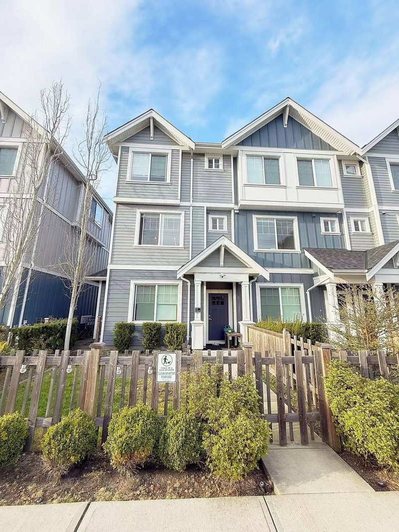 7780 Bridge Street #8, Richmond, British Columbia