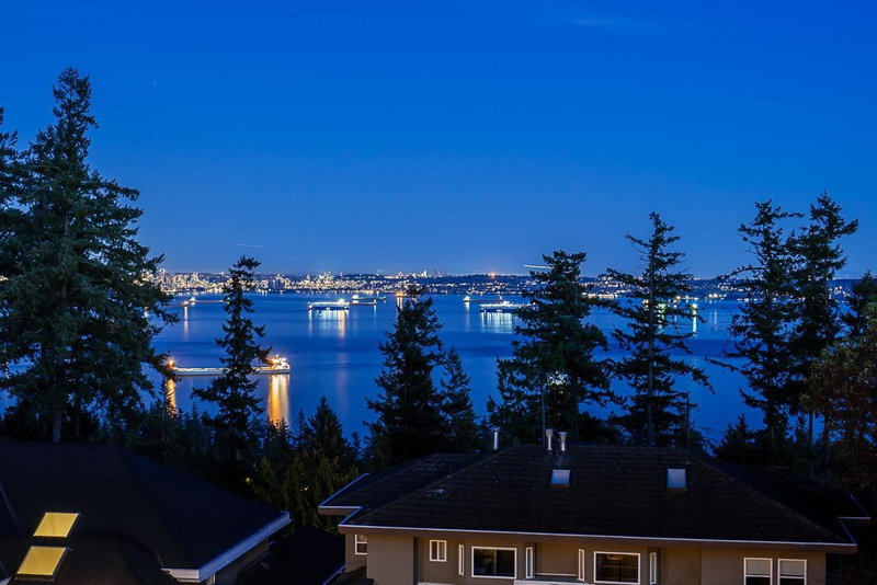 5431 West Vista Court, West Vancouver, V7W 3G8 | Image 3