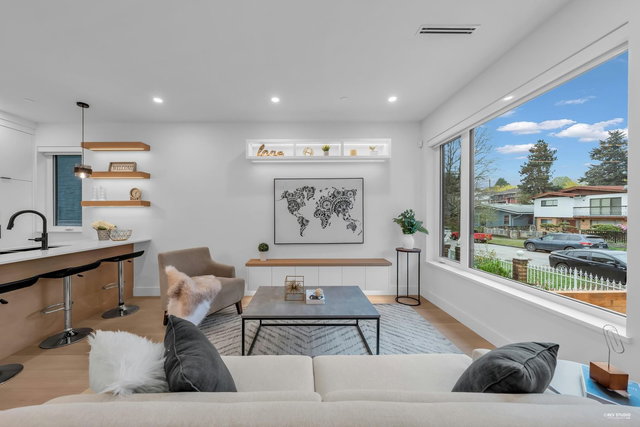 2715 Cheyenne Avenue