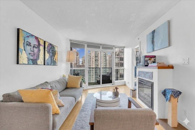 1707 - 1189 Melville Street