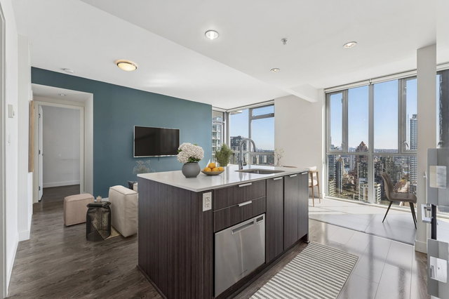 2506 - 1308 Hornby Street