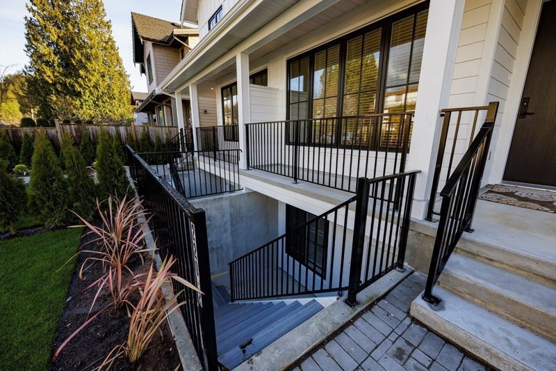 229 22nd Street, North Vancouver, V7L 3C5 | Image 3