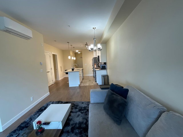 401 - 8558 202b Street