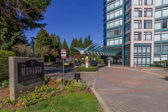 1602 - 4567 Hazel Street