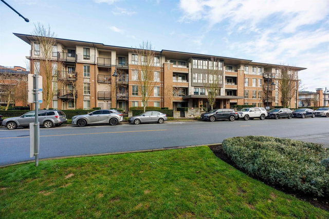 213 - 3107 Windsor Gate
