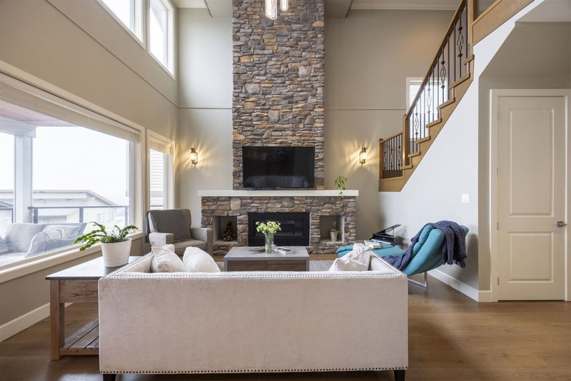 1407 Strawline Hill Street, Coquitlam, V3E 0L5 | Image 3