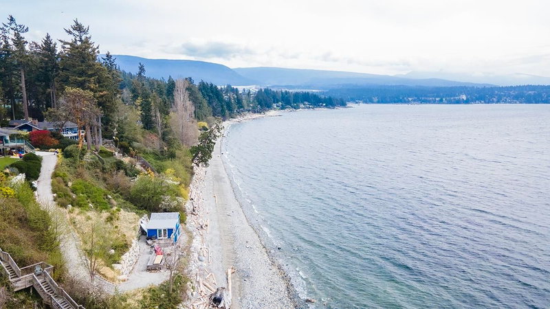 6221 Sunshine Coast Highway, Sechelt, British Columbia