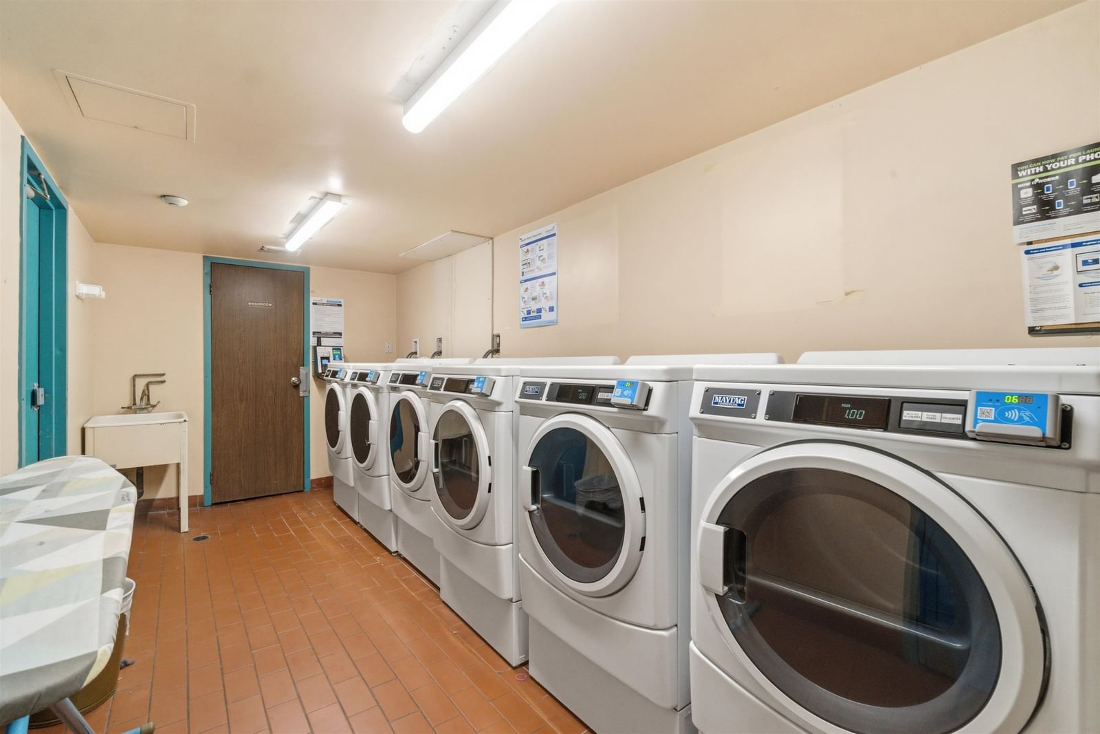 Listing Image 21