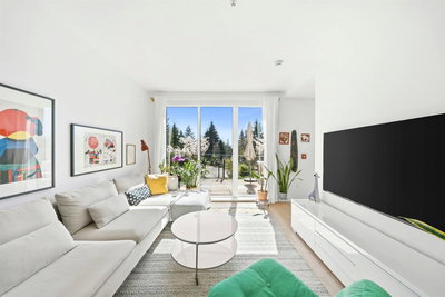 209 - 9888 University Crescent | Burnaby | Image