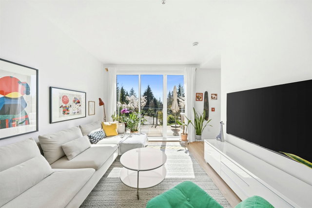 209 - 9888 University Crescent