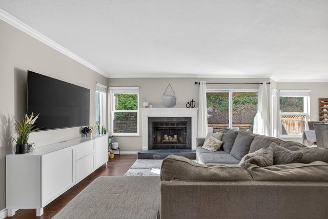 205 - 1180 Falcon Drive