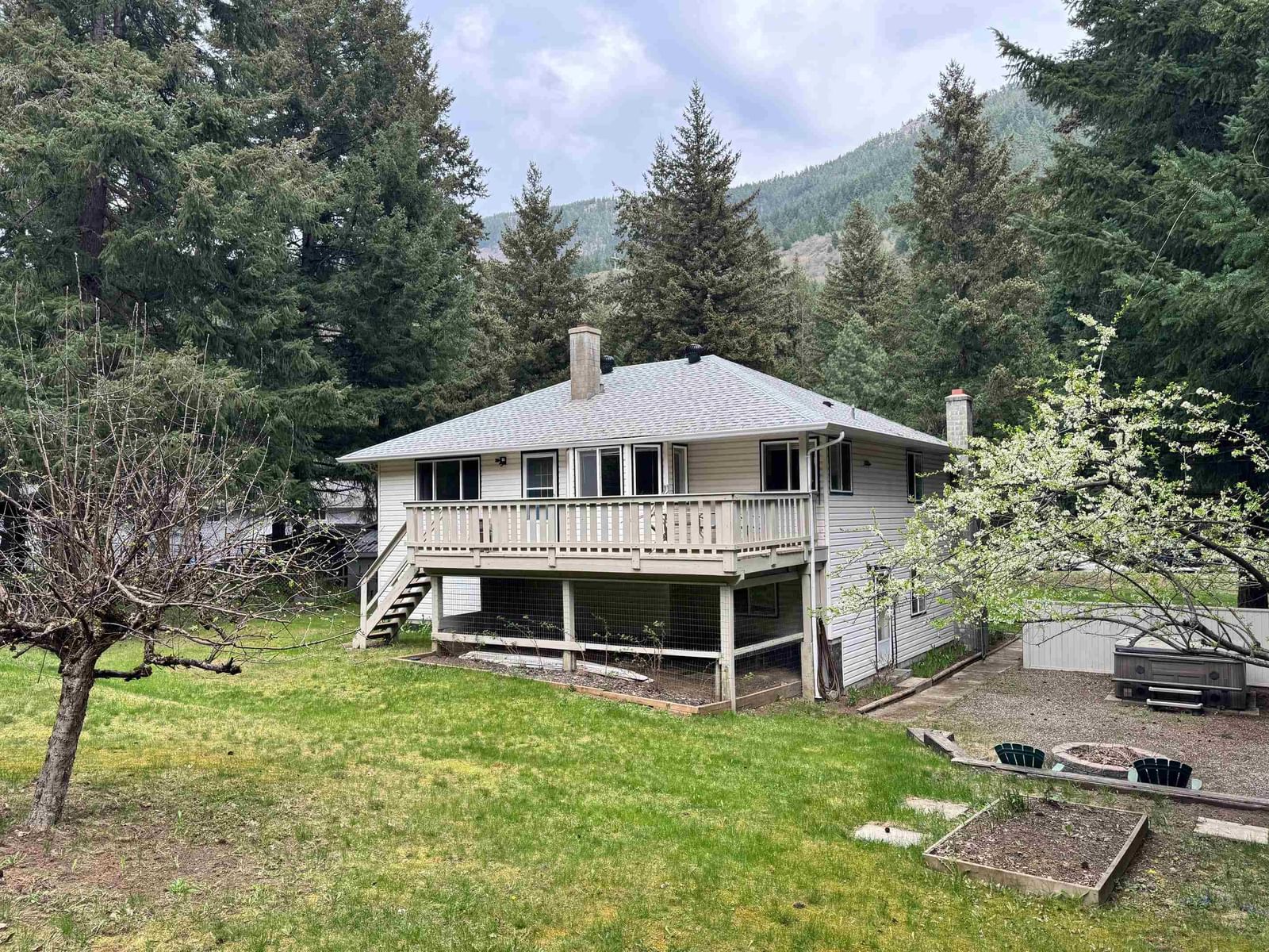 Listing Image 4