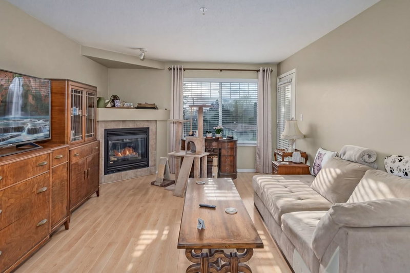 301 - 2350 Westerly Street, Abbotsford, V2T 6T7 | Image 3