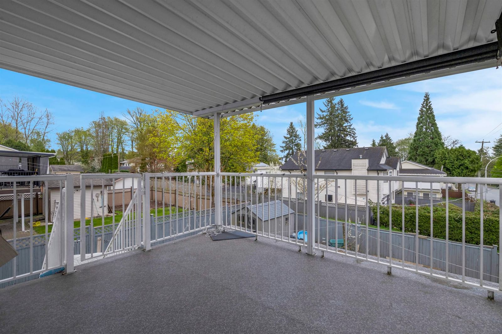 Listing Image 8