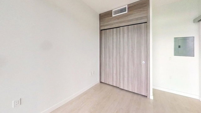 4730 Lougheed Highway